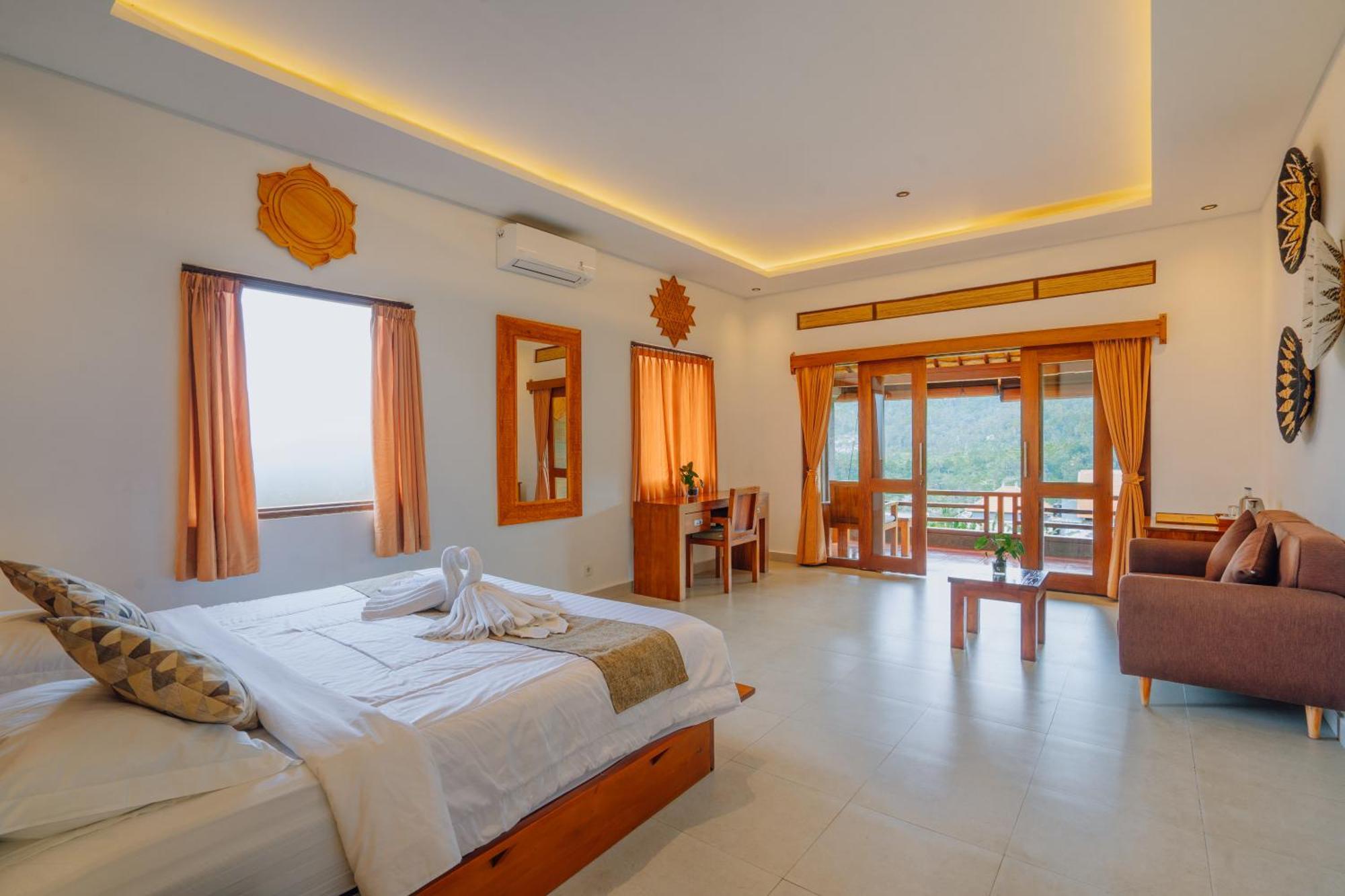 Deluxe Double Room 7