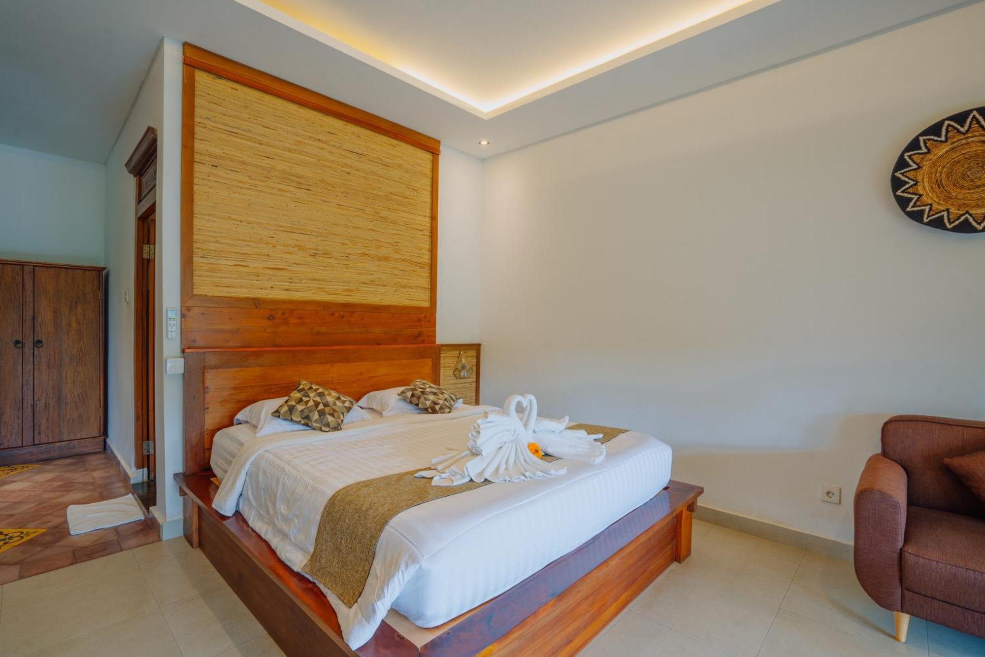 Deluxe Double Room 6