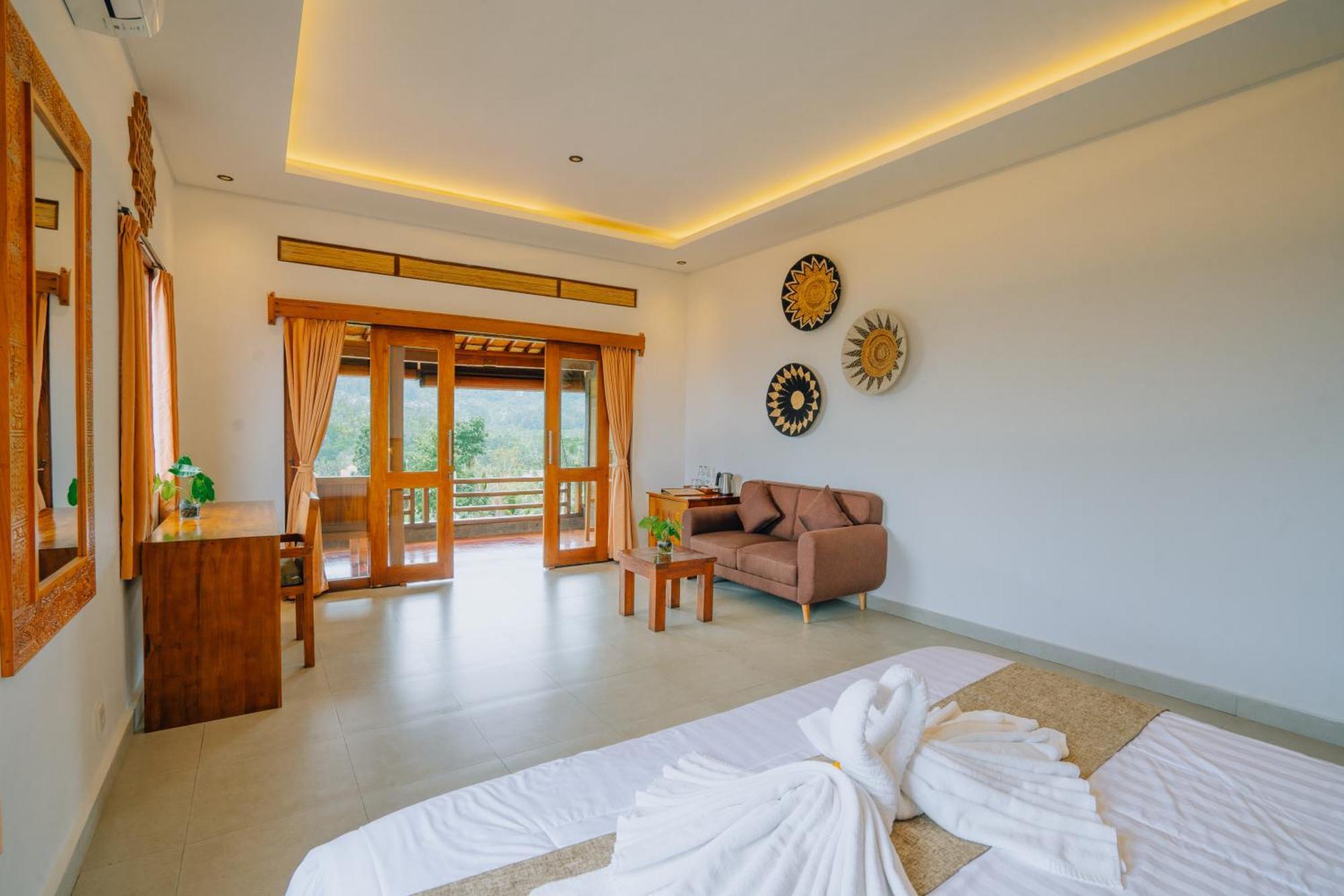 Deluxe Double Room 7